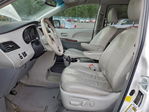 Toyota Sienna 2012