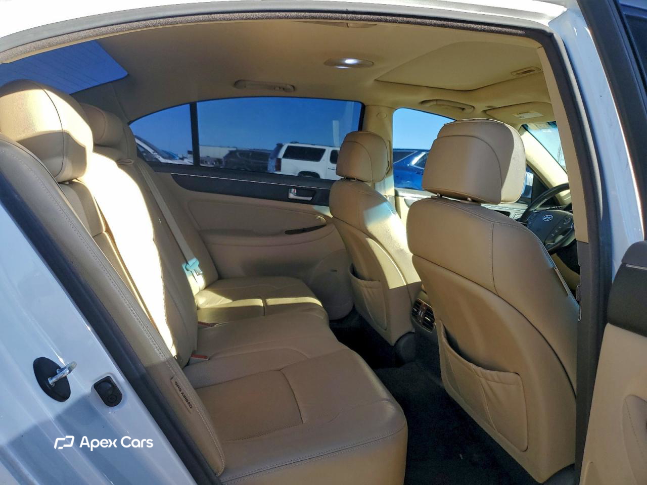 Hyundai Genesis 2013