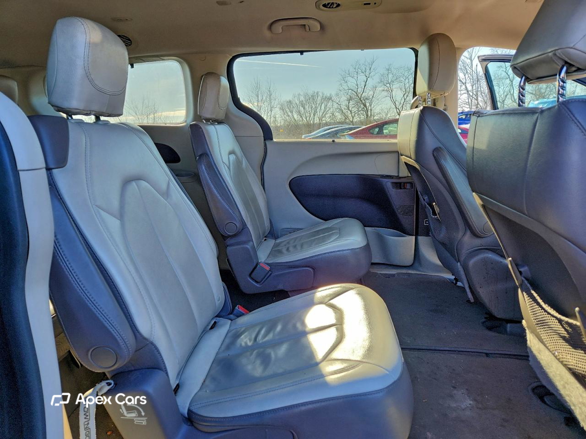 Chrysler Pacifica 2017