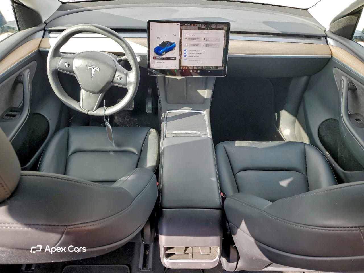 Tesla Model Y 2024