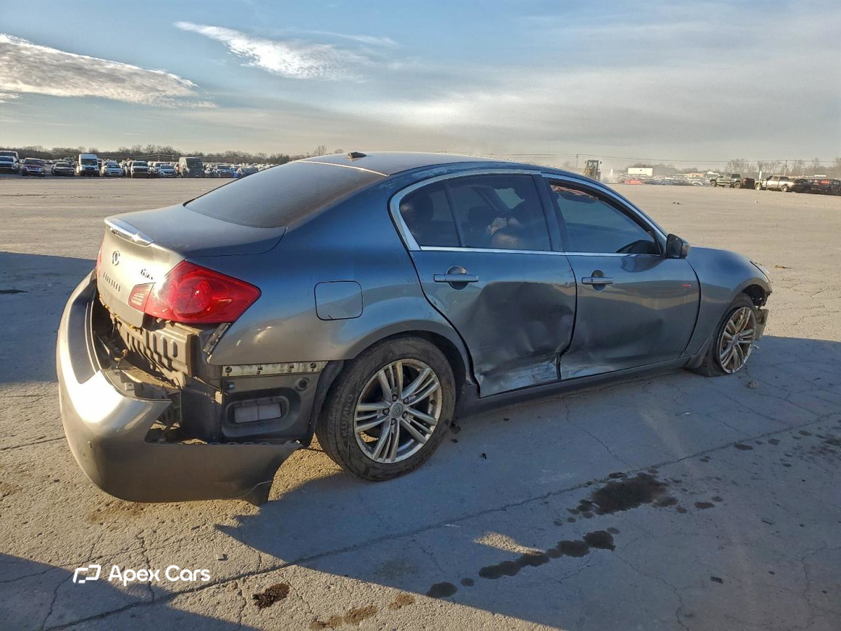 Infiniti G 2010