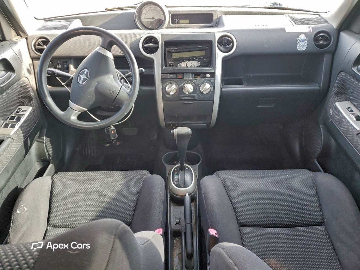 Scion  2006