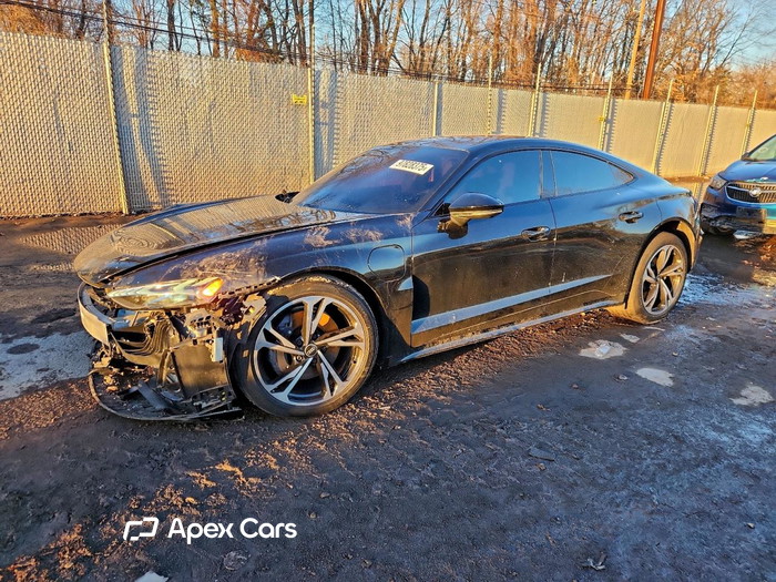 2022 Audi e-tron GT - Image 1 of 5