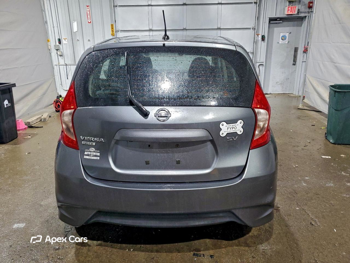 Nissan Versa 2017