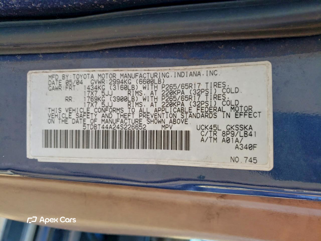 Toyota Sequoia 2004