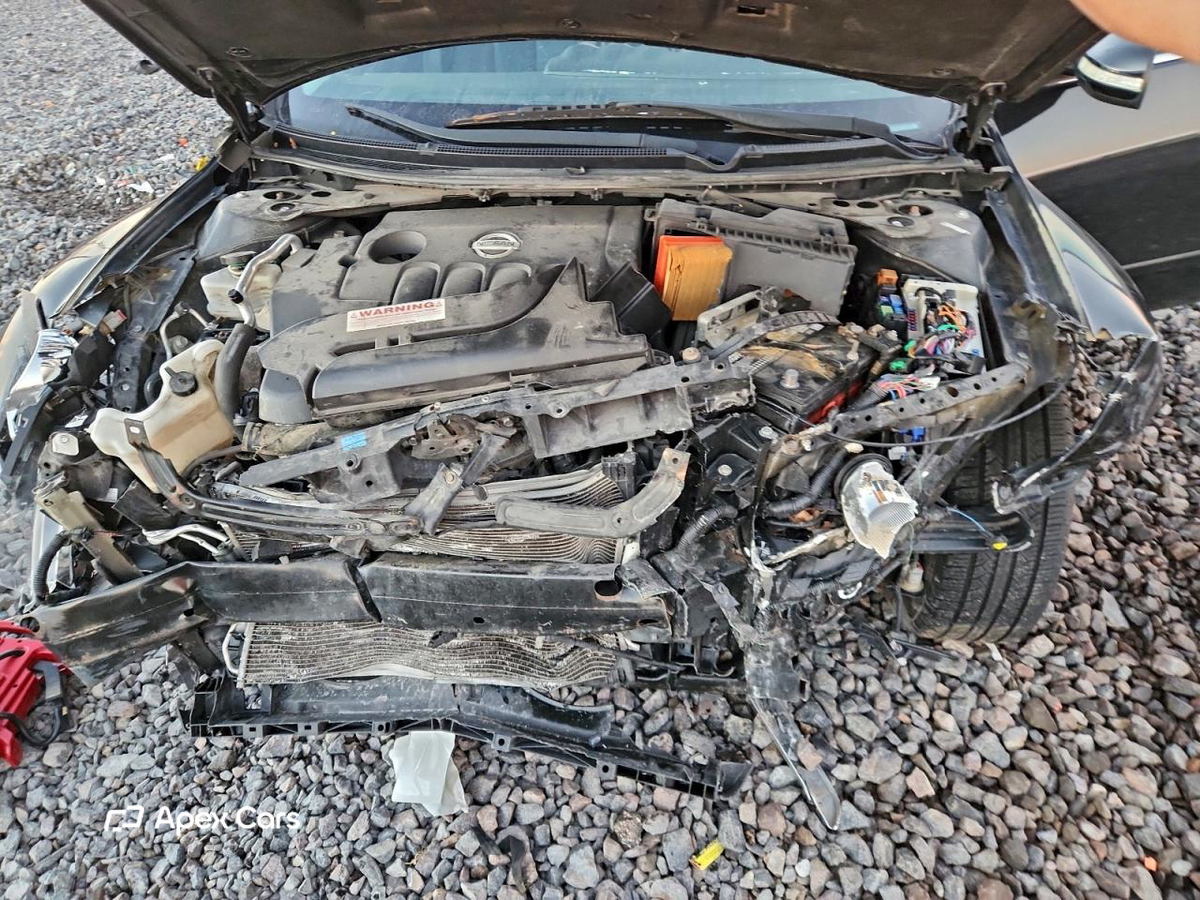 Nissan Altima 2011