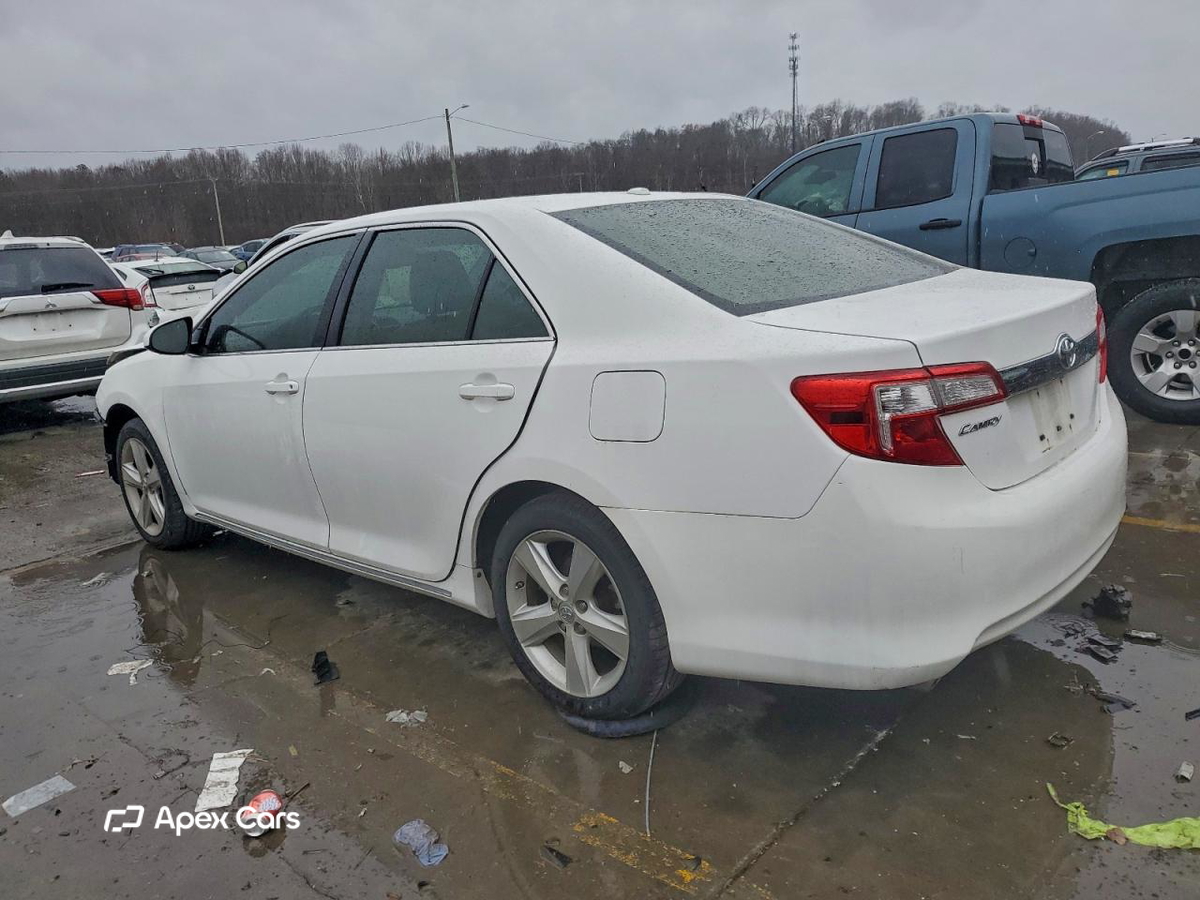 Toyota Camry 2012
