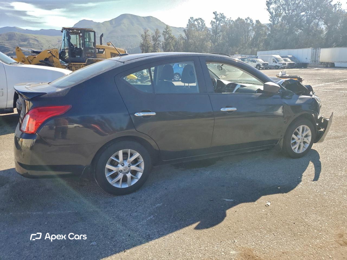 Nissan Versa 2017
