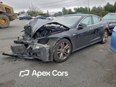 Tesla Model S 2015 - Image 1 of 12