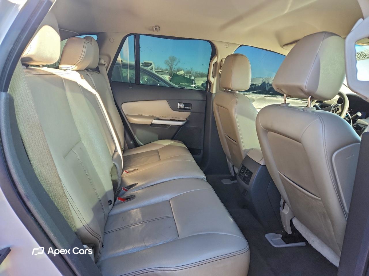 Ford Edge 2012
