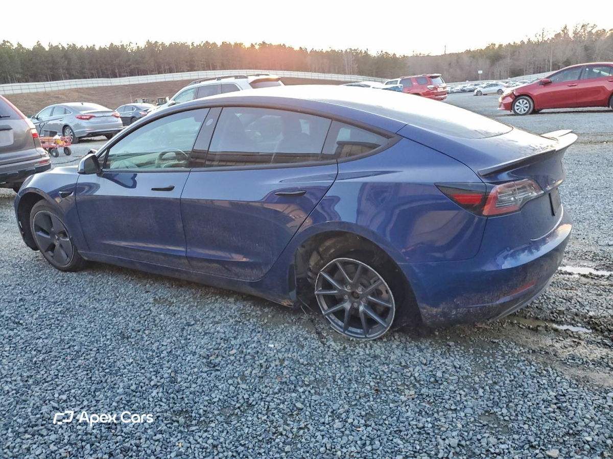 Tesla Model 3 2022