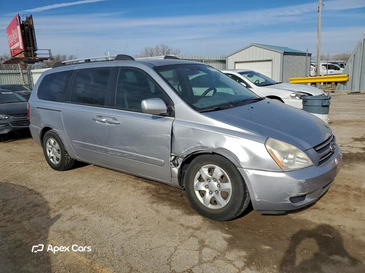 Kia Sedona 2006