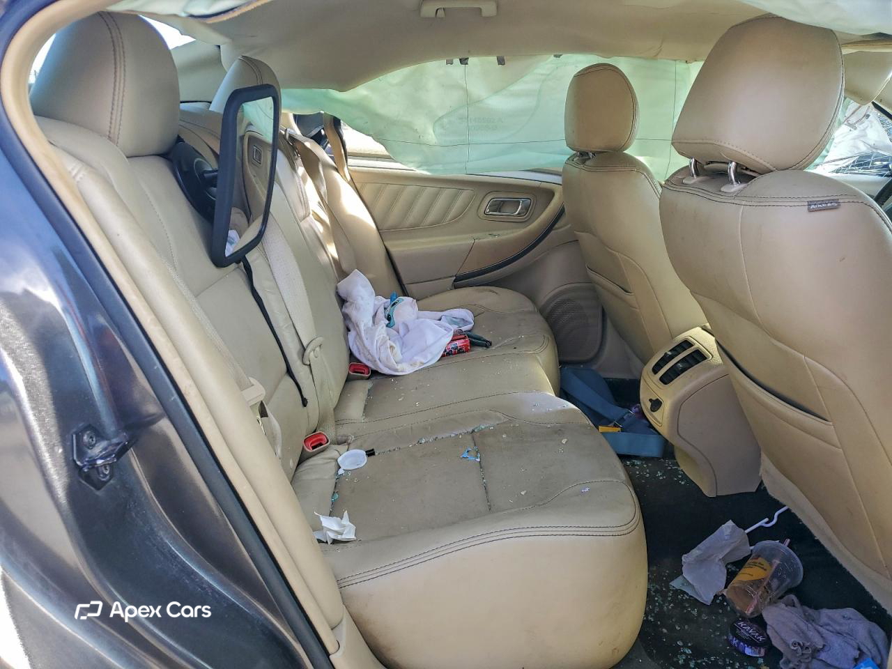 Ford Taurus 2015