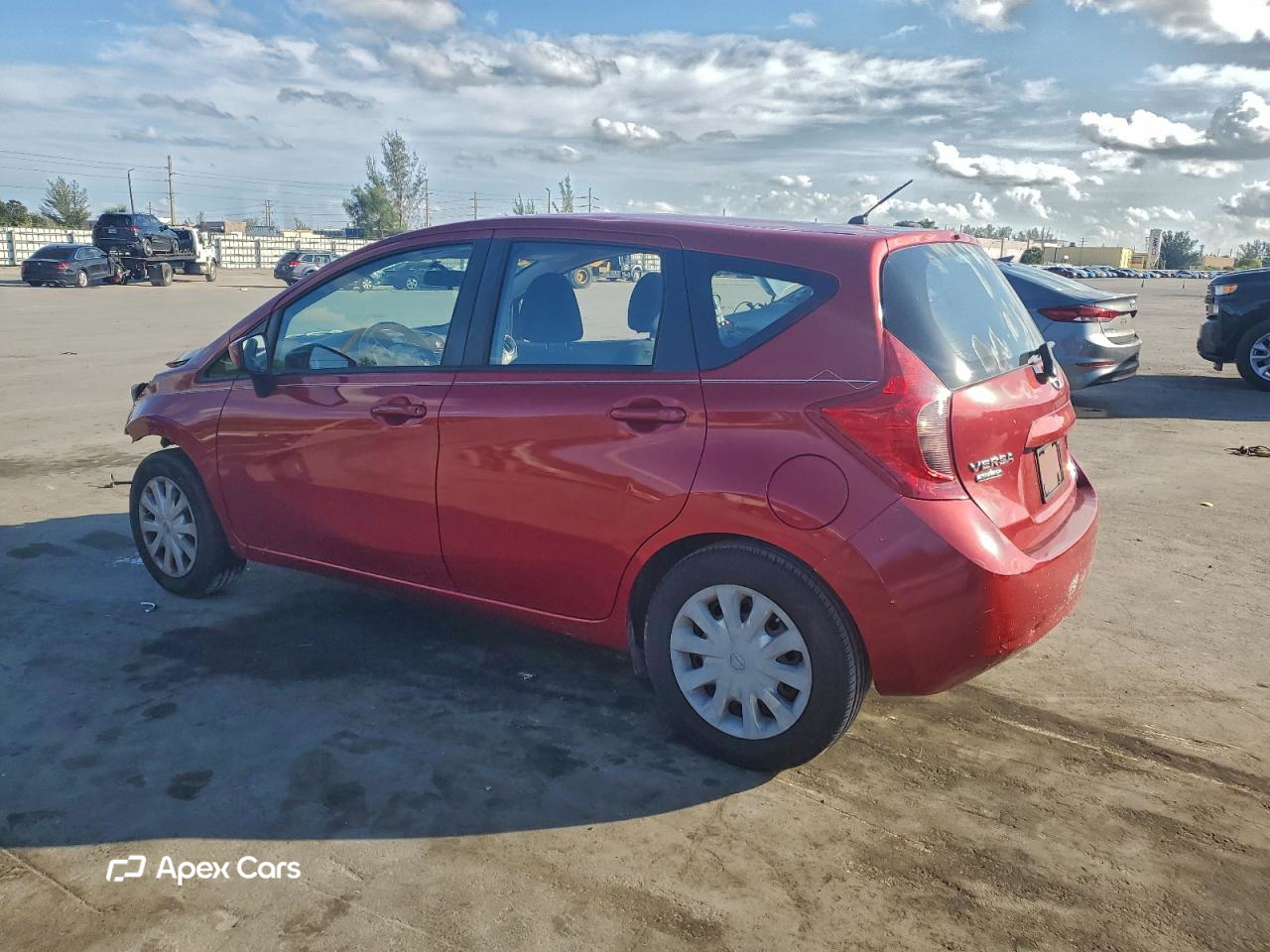 Nissan Versa 2015