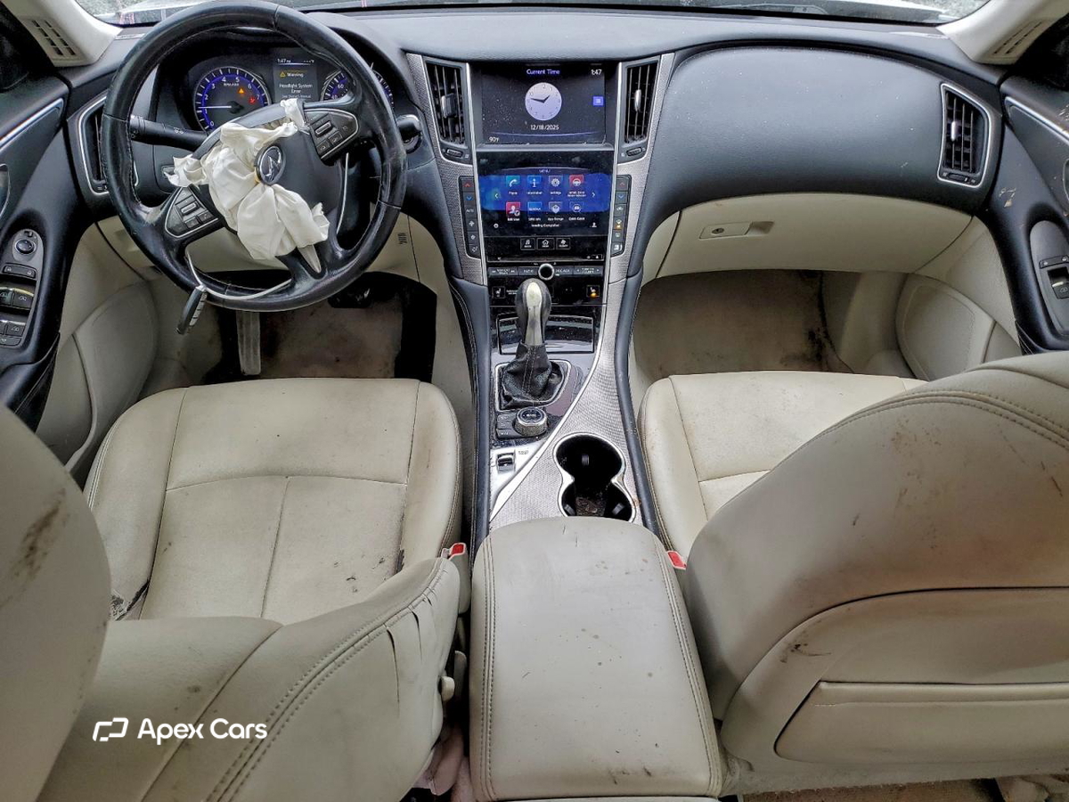 Infiniti Q50 2015