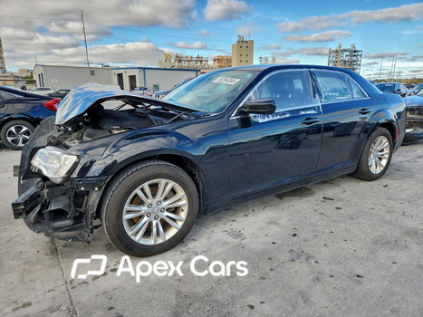 Chrysler 300 2017 - Image 1 of 13