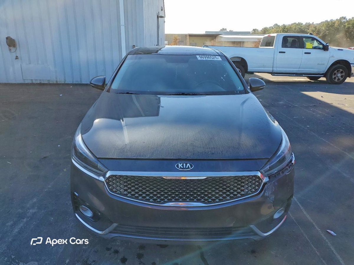 Kia Cadenza 2017