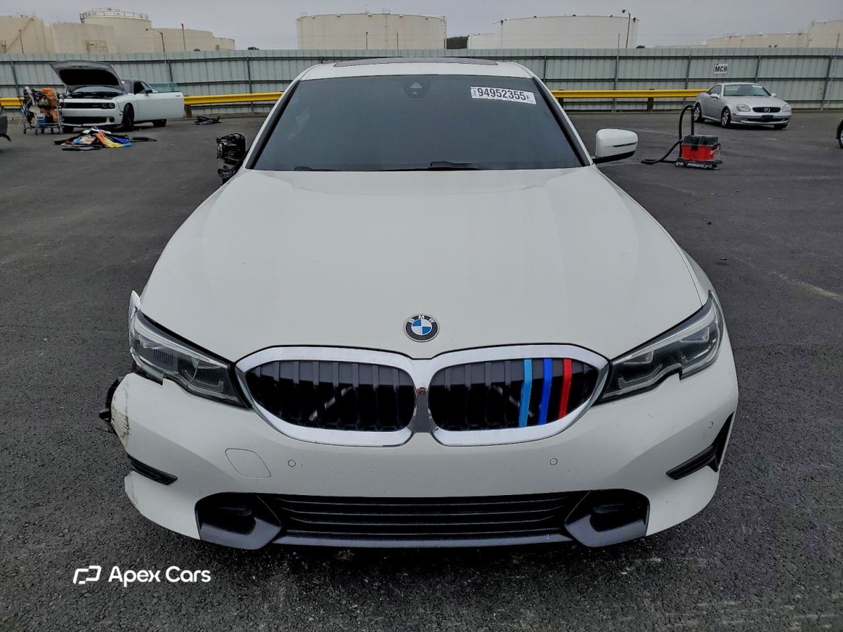 BMW Series 3 2019