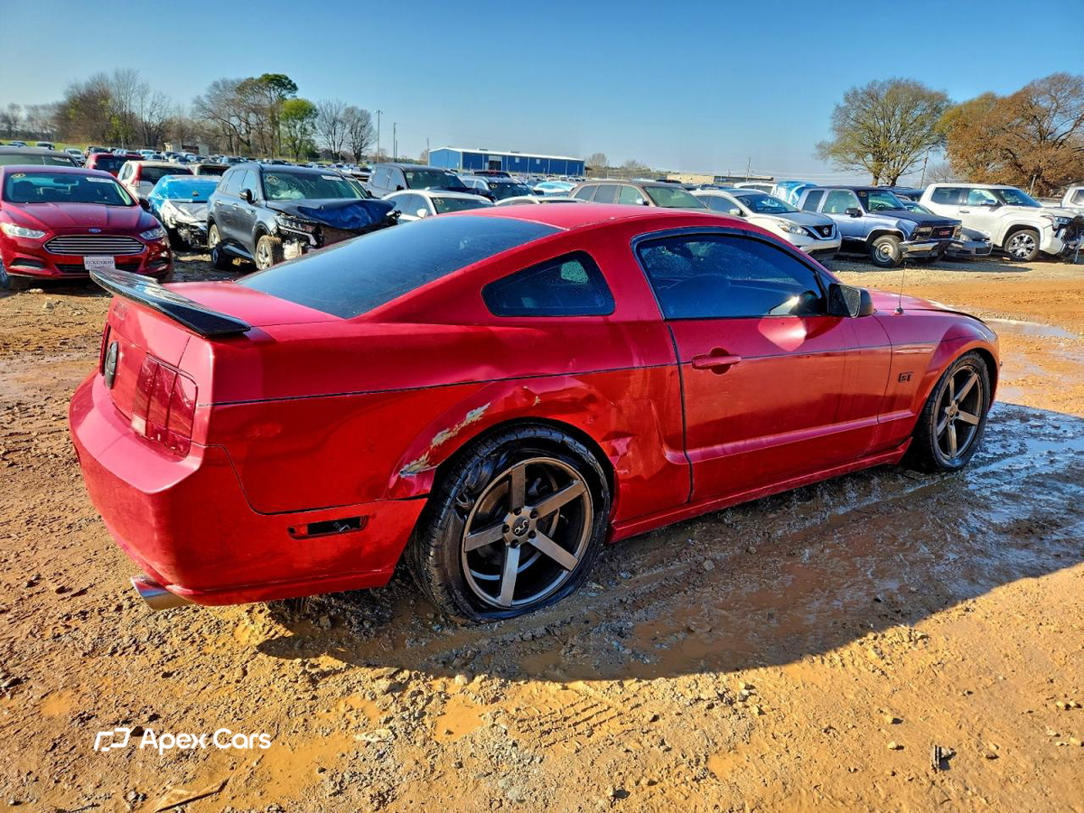 Ford Mustang 2006