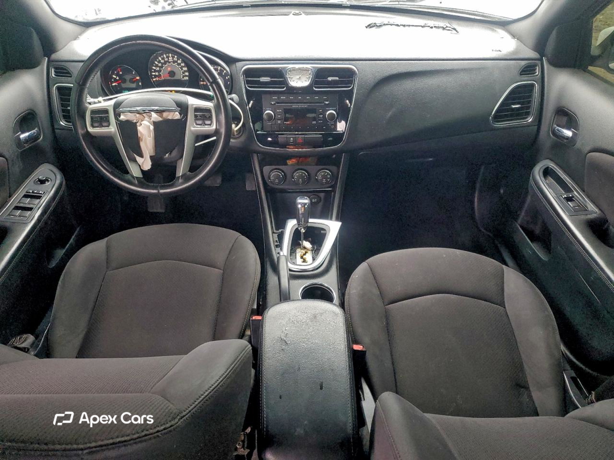 Chrysler 200 2013