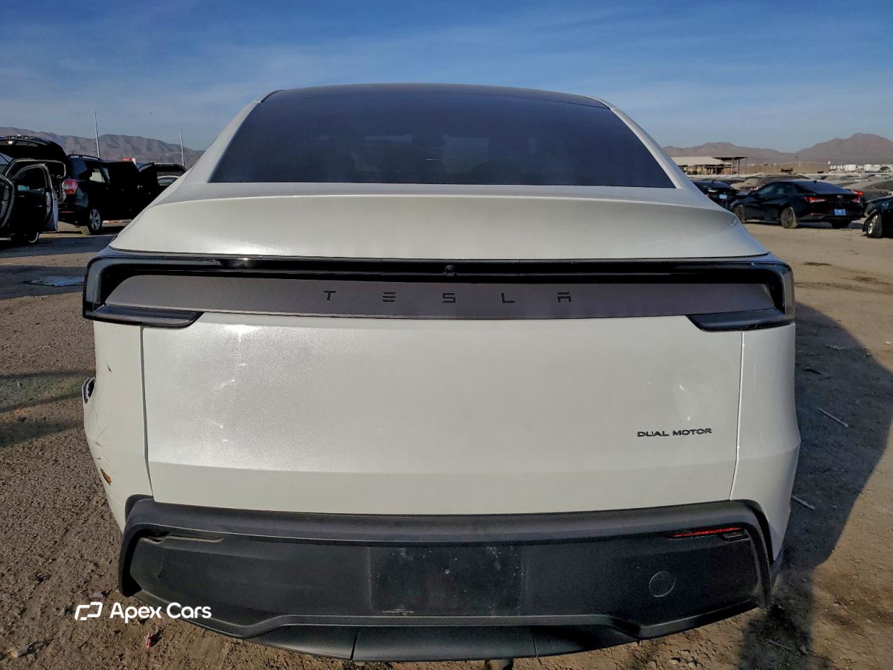 Tesla Model Y 2026