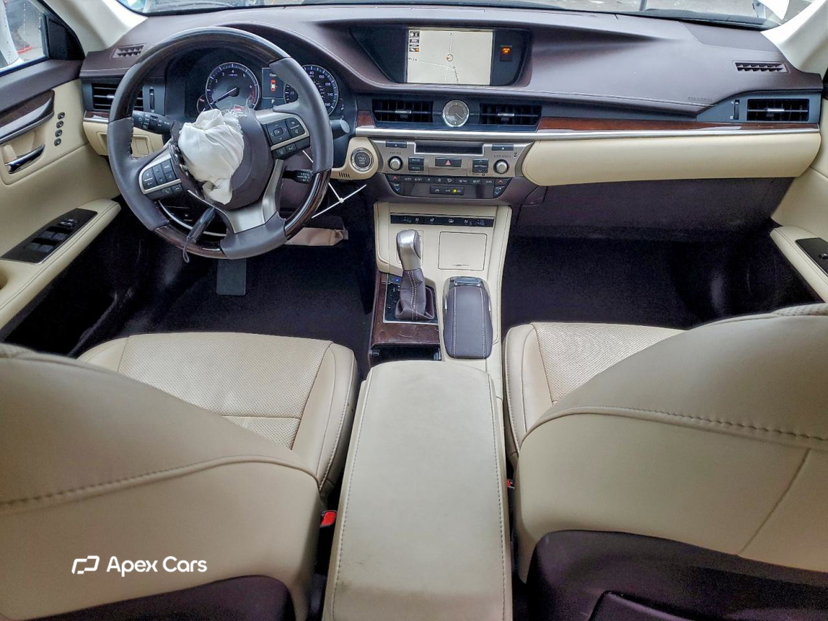 Lexus ES 2018