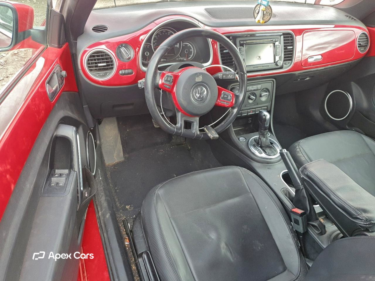 Volkswagen Beetle 2013