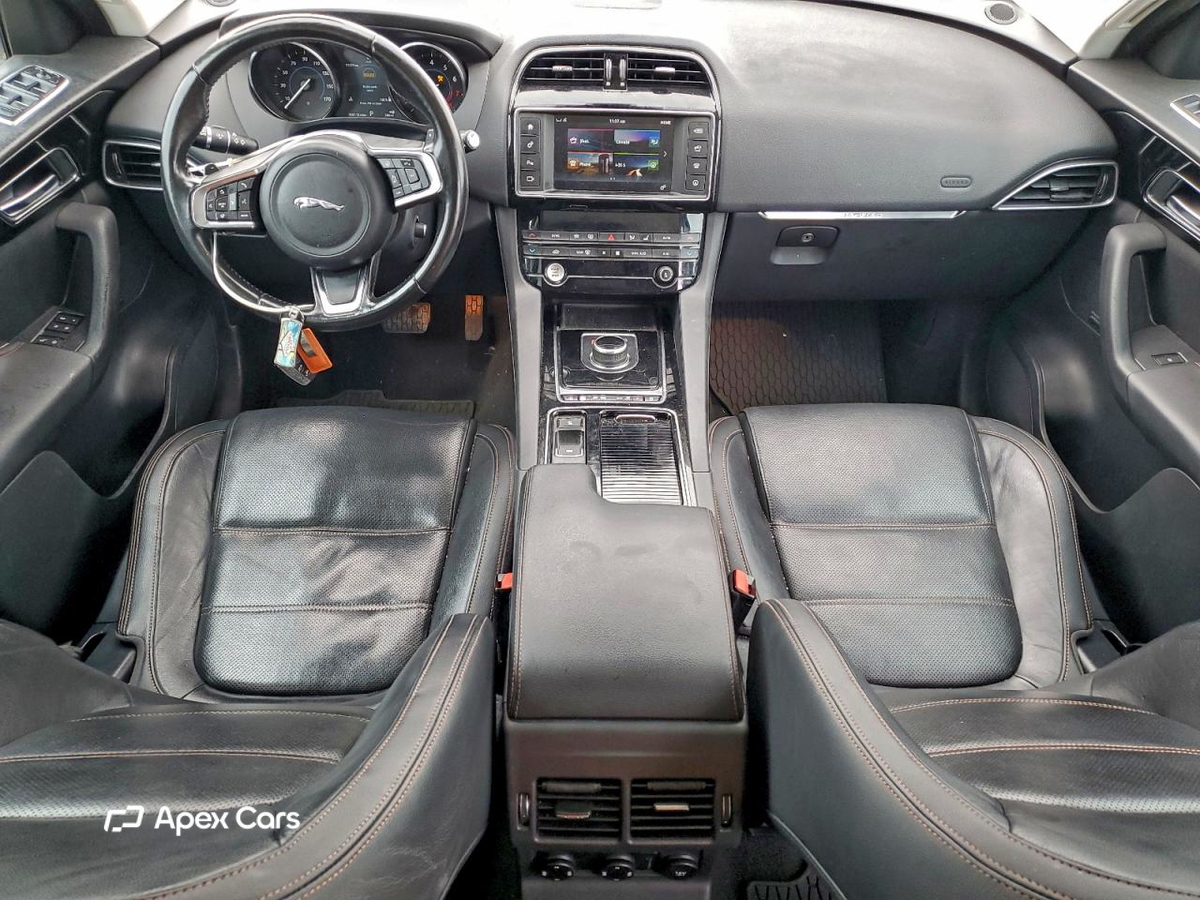Jaguar F-Pace 2018