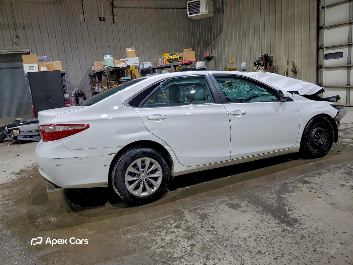 Toyota Camry 2016