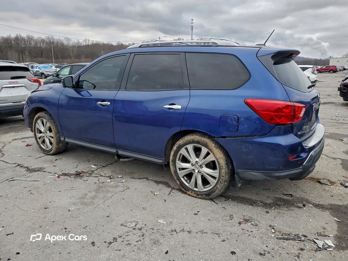 Nissan Pathfinder 2018