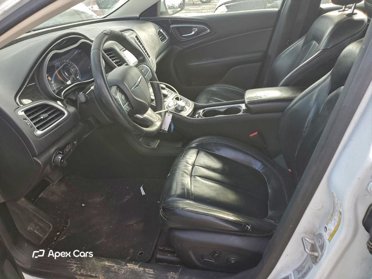Chrysler 200 2015