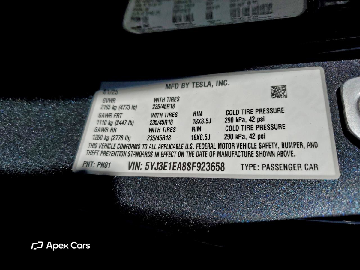 Tesla Model 3 2025