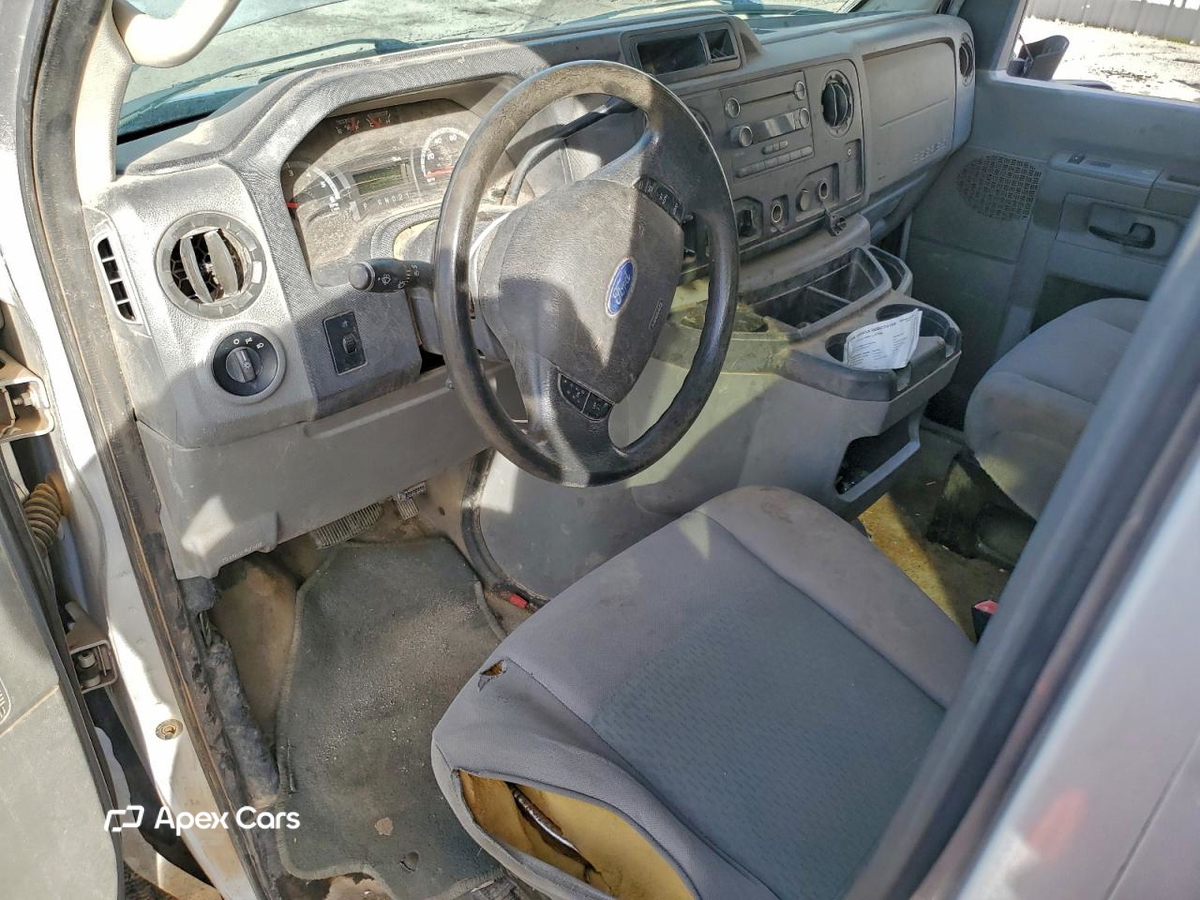 Ford Econoline 2013