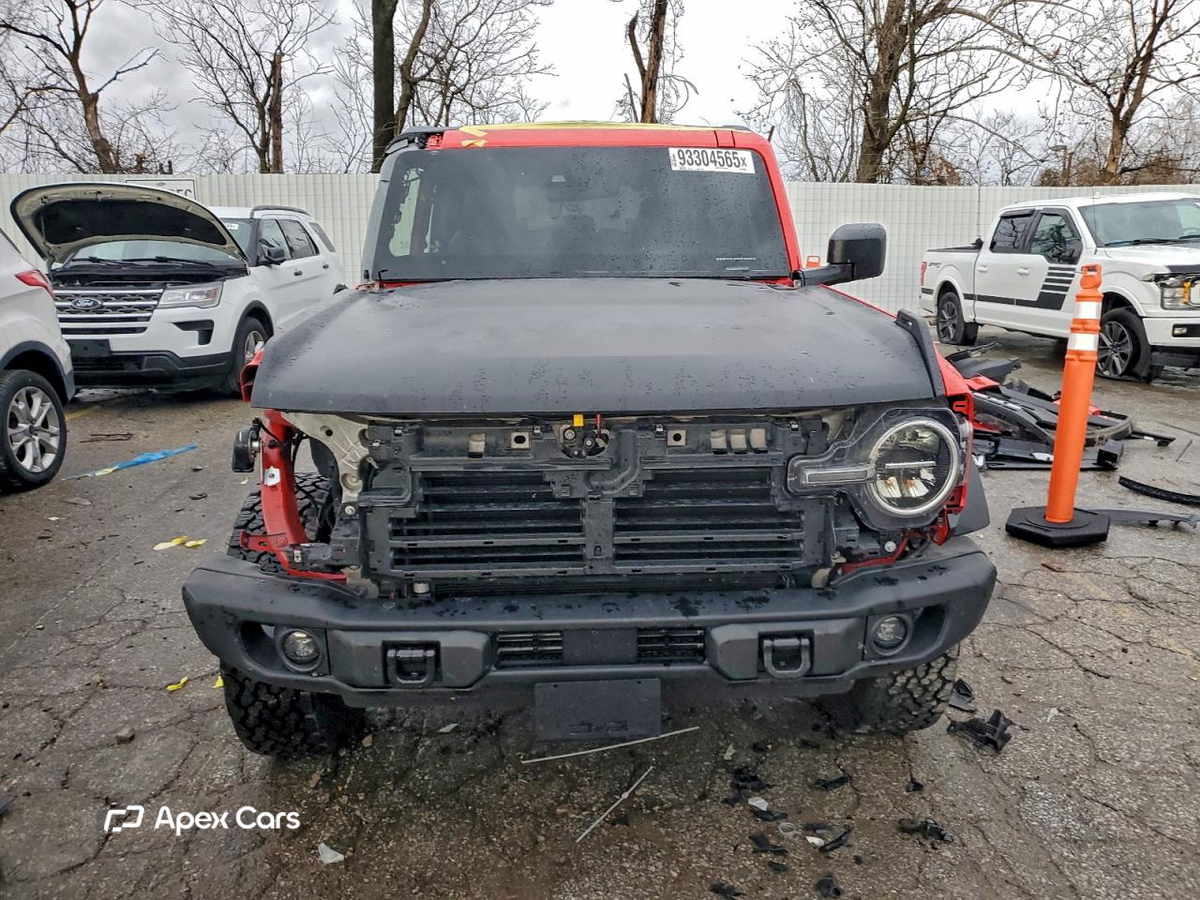 Ford Bronco 2024