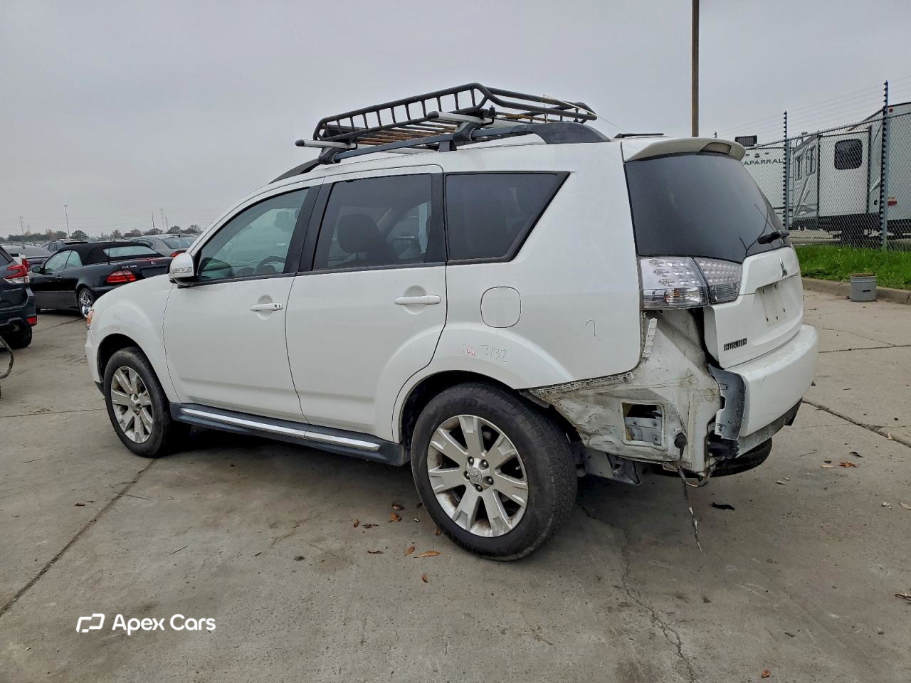 Mitsubishi Outlander 2013