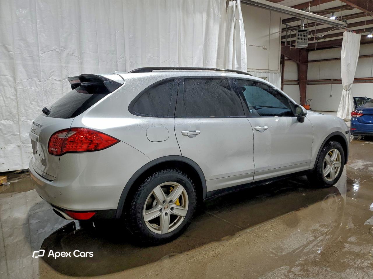 Porsche Cayenne 2012
