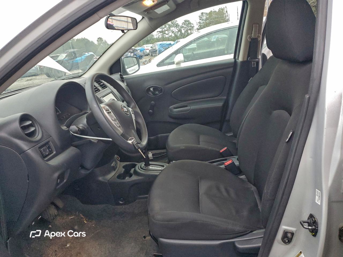 Nissan Versa 2019