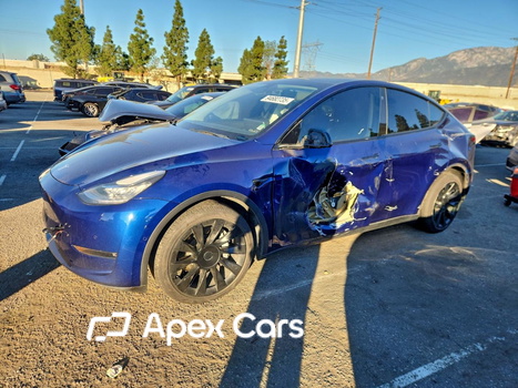 Tesla Model Y 2021 - Image 1 of 12