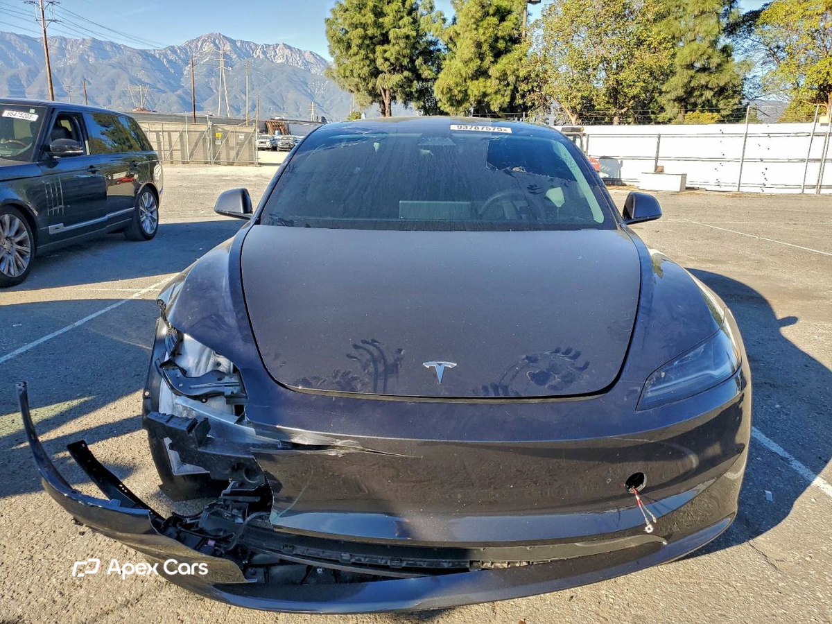 Tesla Model 3 2025