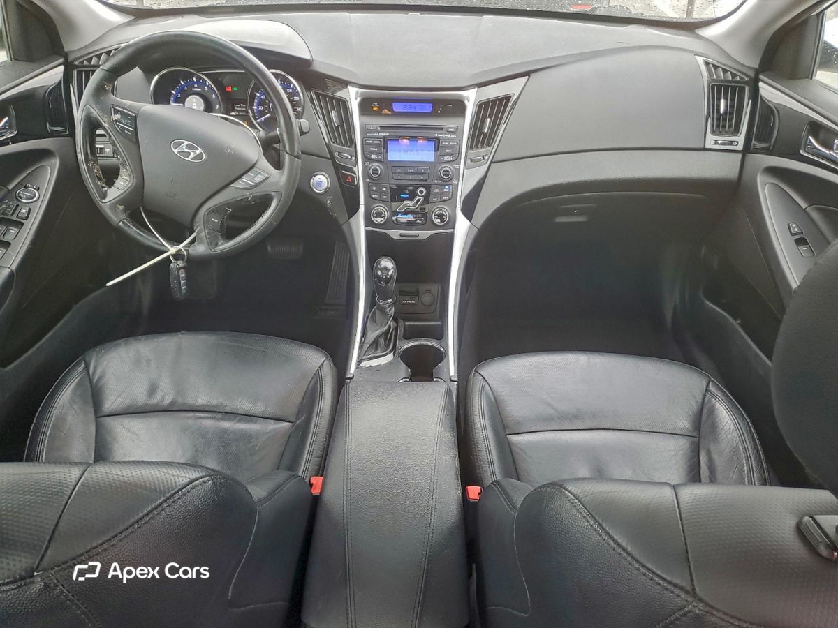 Hyundai Sonata 2012