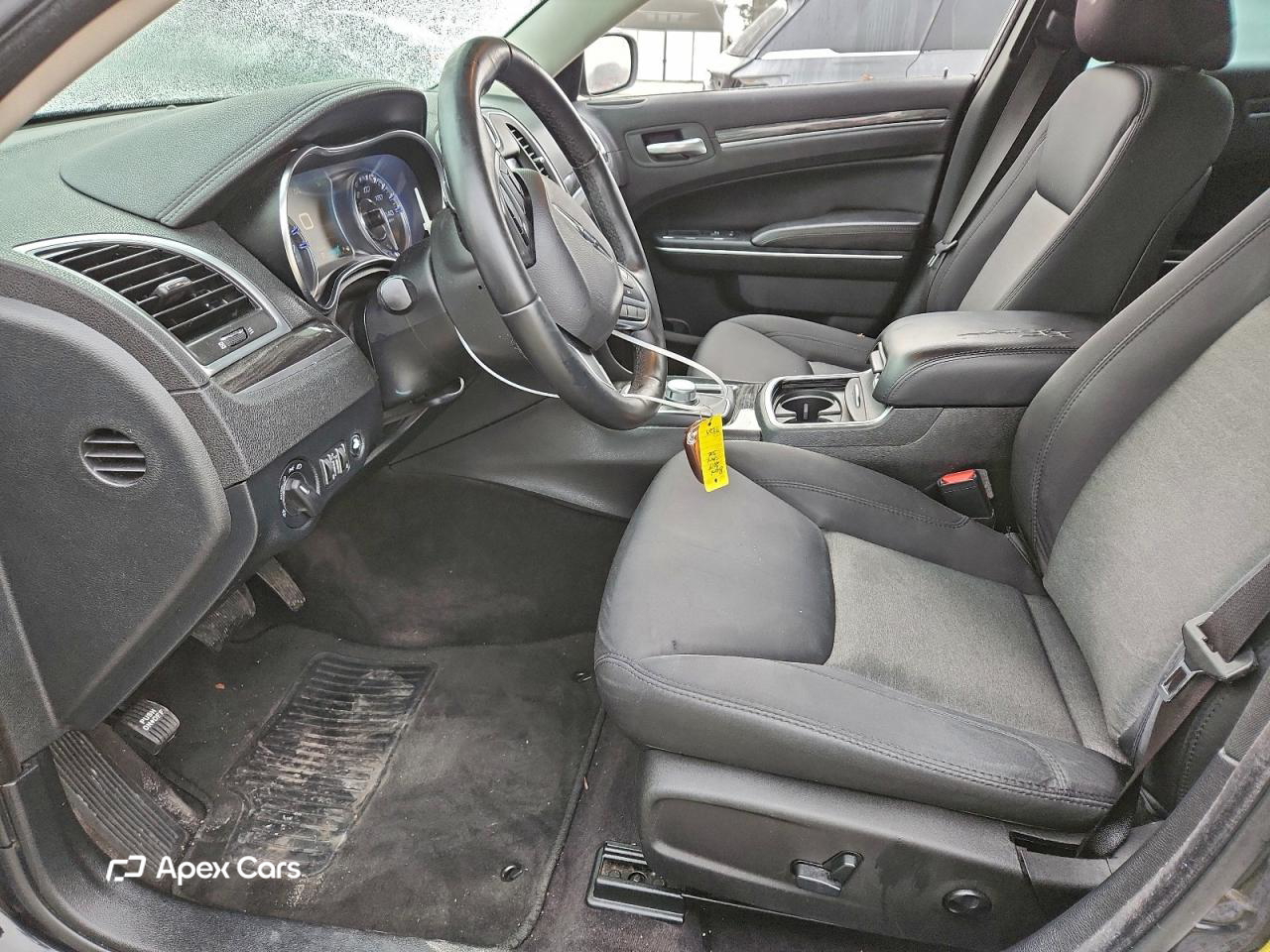 Chrysler 300 2018