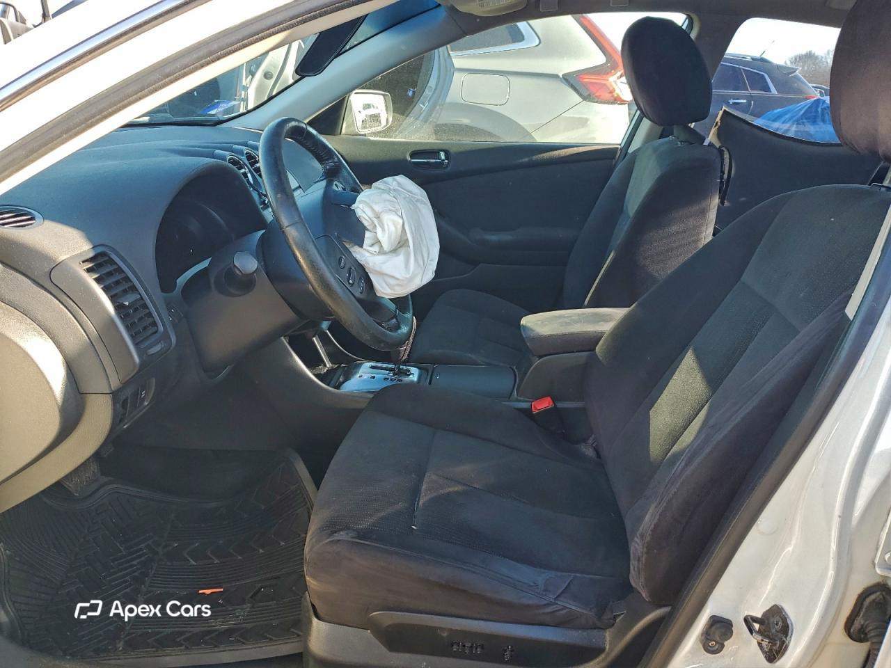 Nissan Altima 2010