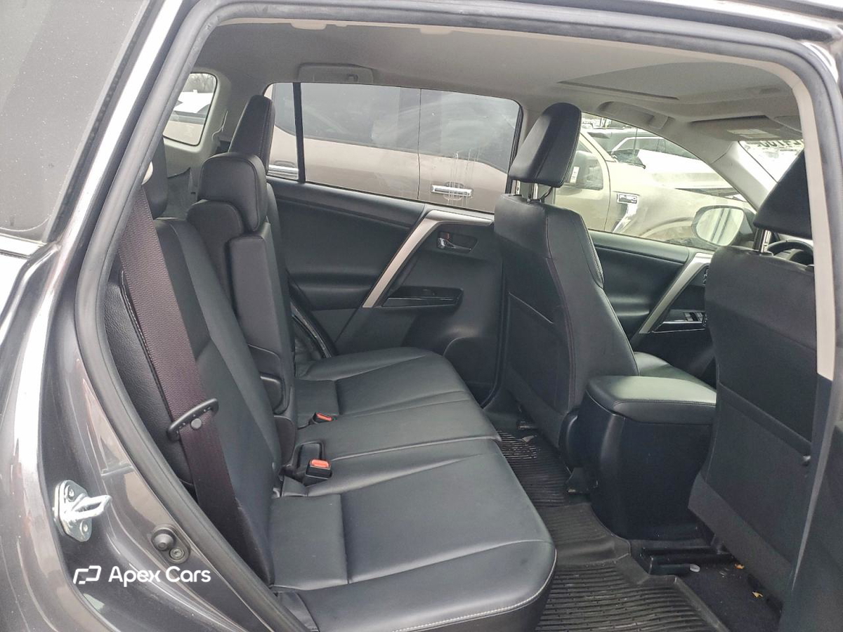 Toyota RAV 4 2016