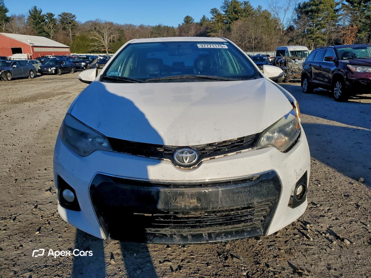 Toyota Corolla 2015