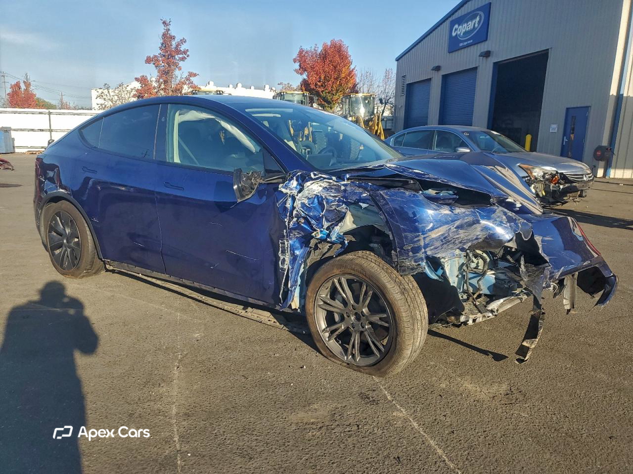 Tesla Model Y 2025