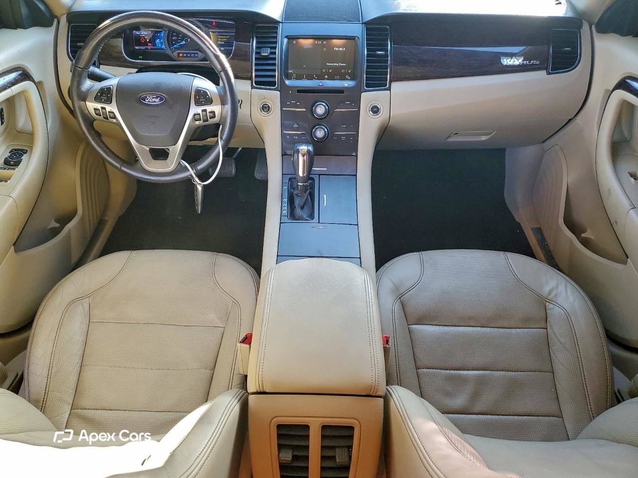 Ford Taurus 2016