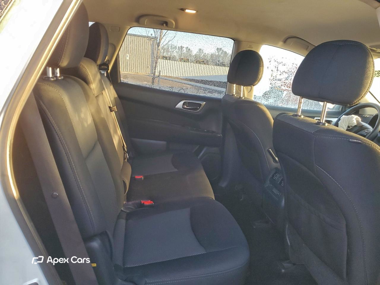 Nissan Pathfinder 2017