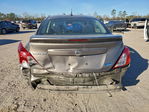 Nissan Versa 2015