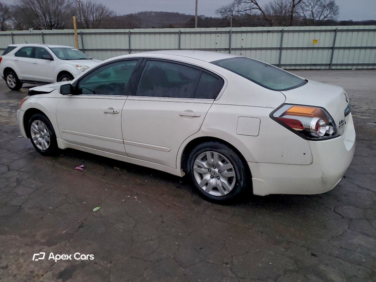 Nissan Altima 2012