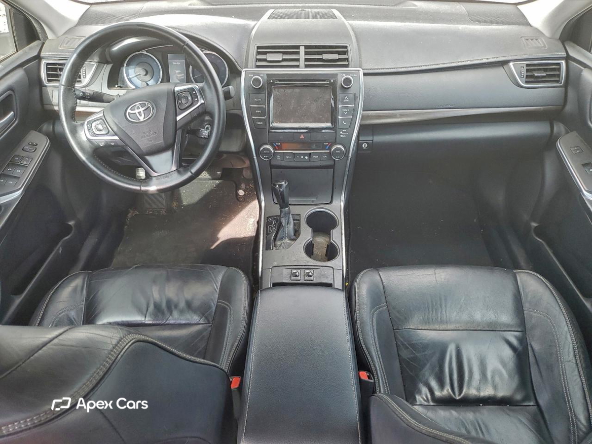 Toyota Camry 2016